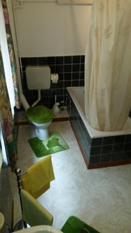 Ferienwohnung Hünefeld room 6